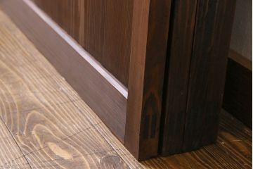 和製アンティーク　障子付き　どっしりとした存在感と繊細な雰囲気漂う格子帯戸(板戸、障子戸、引き戸、建具)4枚セット