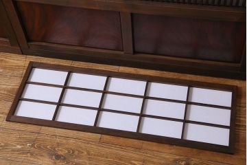 和製アンティーク　腰板ケヤキ材　和モダンな裏障子付きの帯格子戸(引き戸、建具)2枚組(1)