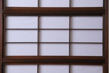 和製アンティーク　レトロな雰囲気漂う幅の狭い帯格子戸(引き戸、障子戸、建具)4枚セット