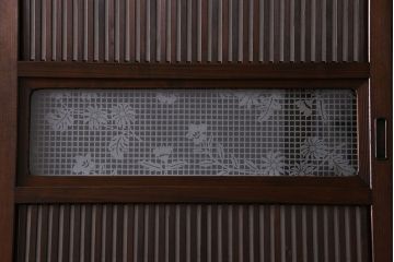 和製アンティーク　レトロな雰囲気漂う幅の狭い帯格子戸(引き戸、障子戸、建具)4枚セット