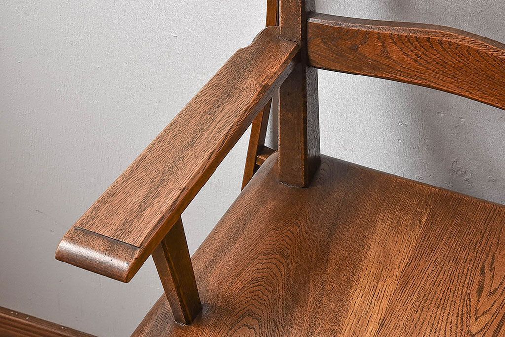 中古美品　永田良介商店　木の質感が味わい深い盆付きチャイルドチェア(子供用椅子)