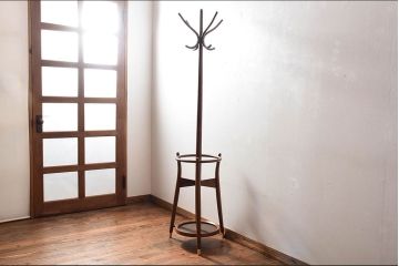 アンティーク雑貨　【W様ご成約済み・ご決済用】ビンテージ　秋田木工　木製　品のある傘立て付きポールハンガー(帽子掛け)