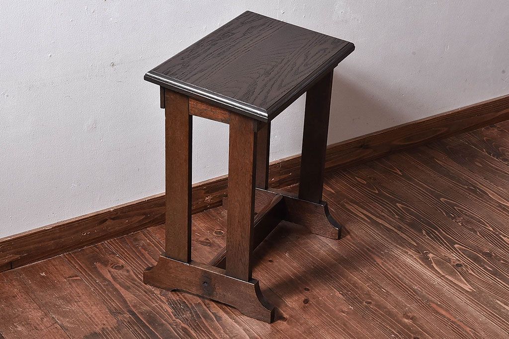 アンティーク家具　和製アンティーク　上品な雰囲気漂うナラ材のピアノスツール(イス、椅子)