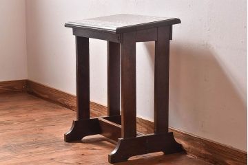 アンティーク家具　和製アンティーク　上品な雰囲気漂うナラ材のピアノスツール(イス、椅子)