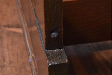 アンティーク家具　和製アンティーク　上品な雰囲気漂うナラ材のピアノスツール(イス、椅子)