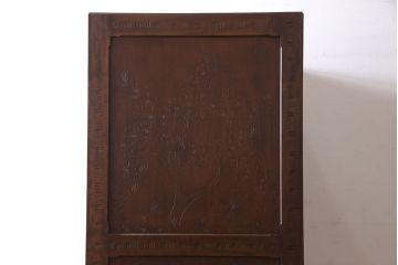 中古　伝統工芸軽井沢彫り　上質なワードローブ(収納棚、洋服タンス)