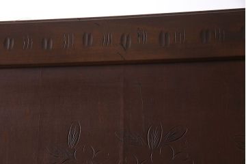 中古　伝統工芸軽井沢彫り　上質なワードローブ(収納棚、洋服タンス)