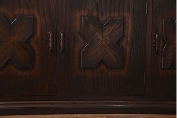 神戸家具　ナラ材　上品で落ち着きのあるビンテージ食器棚(キャビネット、収納棚、戸棚)