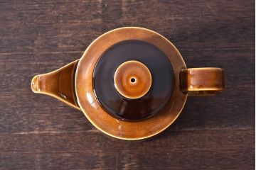 イギリスビンテージ　HORNSEA(ホーンジー)　BRONTE(ブロンテ)シリーズ　コーヒーポット(洋食器)(1)