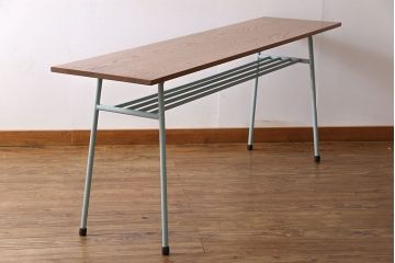 ペイント家具　天板オーク材　ナチュラルな雰囲気漂う鉄脚テーブル(サイドテーブル)