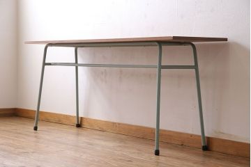 ペイント家具　天板オーク材　ナチュラルな雰囲気漂う鉄脚テーブル(サイドテーブル)