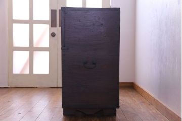 アンティーク　李朝デザイン　松材　味わい深い風合いのバンダチ(収納棚、キャビネット)