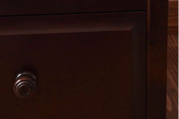 中古　北海道民芸家具　深みのある色合いでシックな雰囲気漂う脇机(サイドデスク)