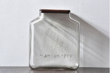 アンティーク雑貨　和製アンティーク　オリエンタルカレー　木製の蓋が魅力的なガラスビン(ガラス瓶、角瓶)