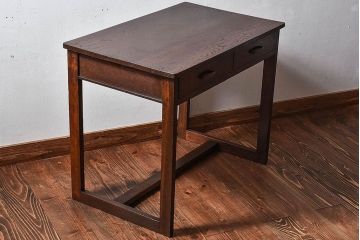 アンティーク家具　古い木の質感が味のある小振りなアンティーク机(子供用デスク、在宅ワーク、在宅用サイドテーブル、コンソールテーブル)