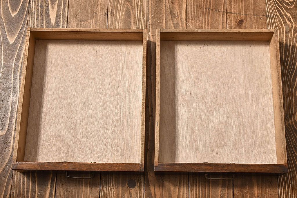 アンティーク家具　古い木の質感が味のある小振りなアンティーク机(子供用デスク、在宅ワーク、在宅用サイドテーブル、コンソールテーブル)