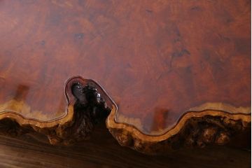 中古　特大　カリン材(花梨材)　鳥眼杢　独特な杢目が存在感を放つ座卓(定価約180万円)