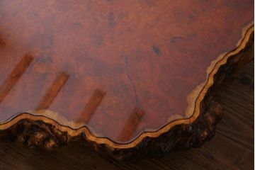 中古　特大　カリン材(花梨材)　鳥眼杢　独特な杢目が存在感を放つ座卓(定価約180万円)