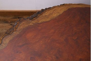 中古　特大　カリン材(花梨材)　鳥眼杢　独特な杢目が存在感を放つ座卓(定価約180万円)