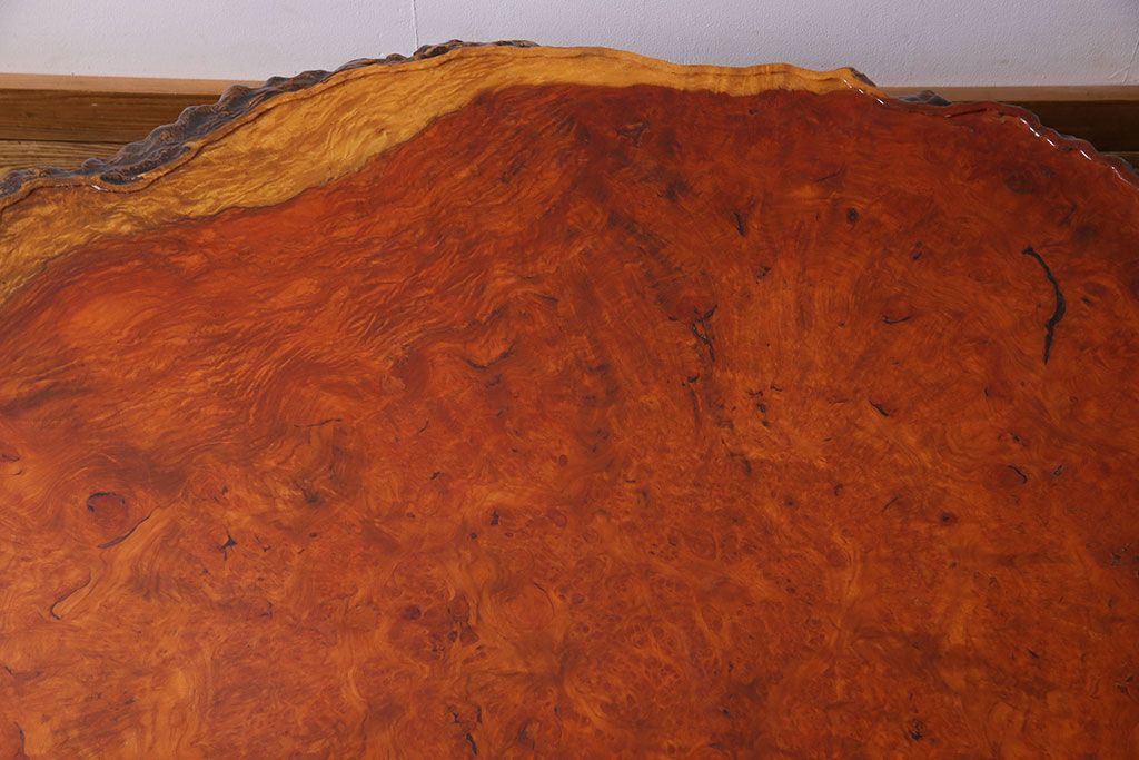 中古　特大　カリン材(花梨材)　鳥眼杢　独特な杢目が存在感を放つ座卓(定価約180万円)