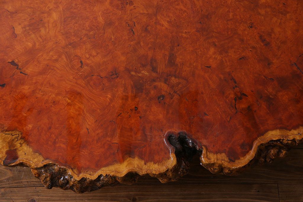 中古　特大　カリン材(花梨材)　鳥眼杢　独特な杢目が存在感を放つ座卓(定価約180万円)