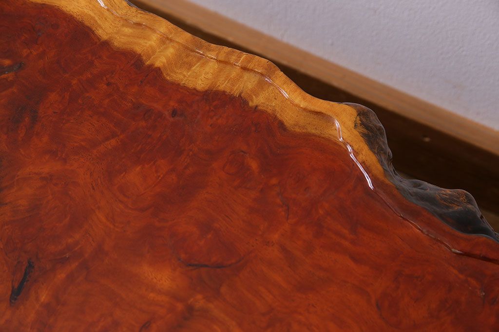 中古　特大　カリン材(花梨材)　鳥眼杢　独特な杢目が存在感を放つ座卓(定価約180万円)