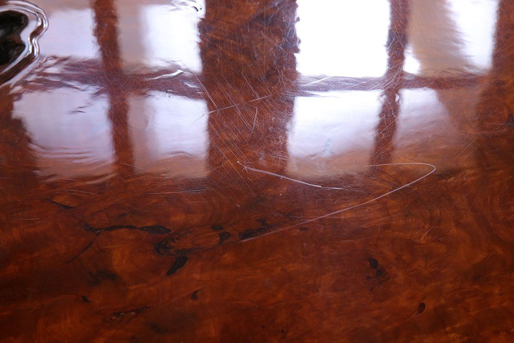 中古　特大　カリン材(花梨材)　鳥眼杢　独特な杢目が存在感を放つ座卓(定価約180万円)