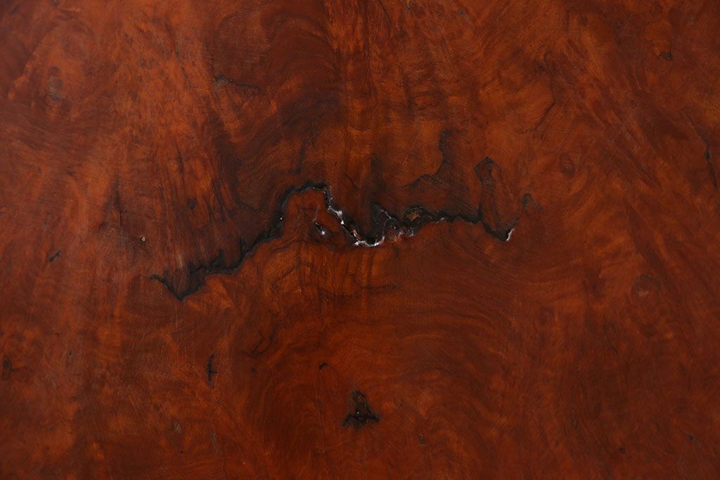 中古　特大　カリン材(花梨材)　鳥眼杢　独特な杢目が存在感を放つ座卓(定価約180万円)