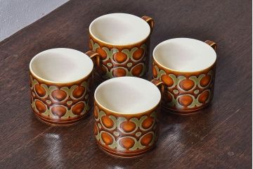 アンティーク雑貨　イギリスビンテージ　HORNSEA(ホーンジー)　BRONTE(ブロンテ)シリーズ　カップ4点セット