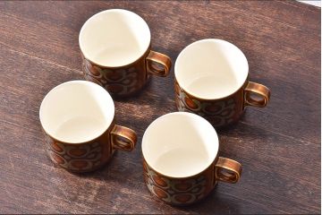 アンティーク雑貨　イギリスビンテージ　HORNSEA(ホーンジー)　BRONTE(ブロンテ)シリーズ　カップ4点セット