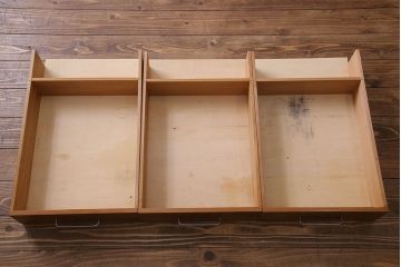 ビンテージ家具　1970年頃　大型　温もりを感じるチーク材のヴィンテージデスク(両袖机)