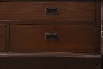 アンティーク家具　和製アンティーク　プレスガラス入り　上品さが漂うシックな本箱(収納棚、戸棚、キャビネット)