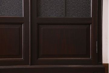 アンティーク家具　和製アンティーク　プレスガラス入り　上品さが漂うシックな本箱(収納棚、戸棚、キャビネット)
