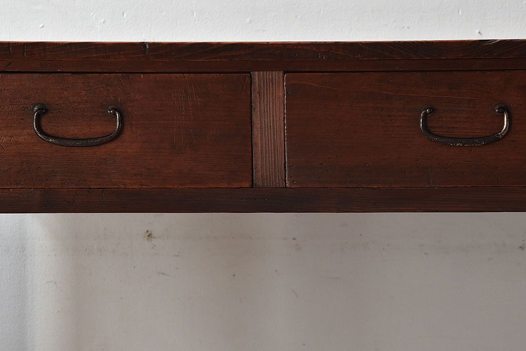 アンティーク家具　和製アンティーク　味わい深い風合いが魅力的なヒノキ材のテーブル(平机、子供机、作業台)