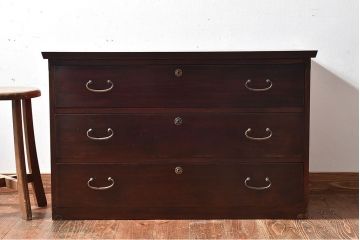 アンティーク家具　和製アンティーク　前面ケヤキ材　ツートンカラーがおしゃれなローチェスト(ローボード、箪笥、引き出し)