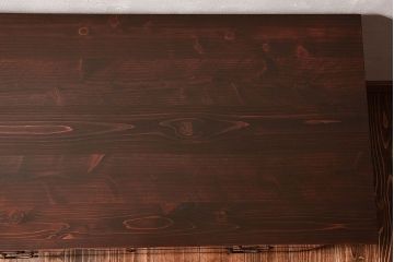 アンティーク家具　和製アンティーク　前面ケヤキ材　ツートンカラーがおしゃれなローチェスト(ローボード、箪笥、引き出し)