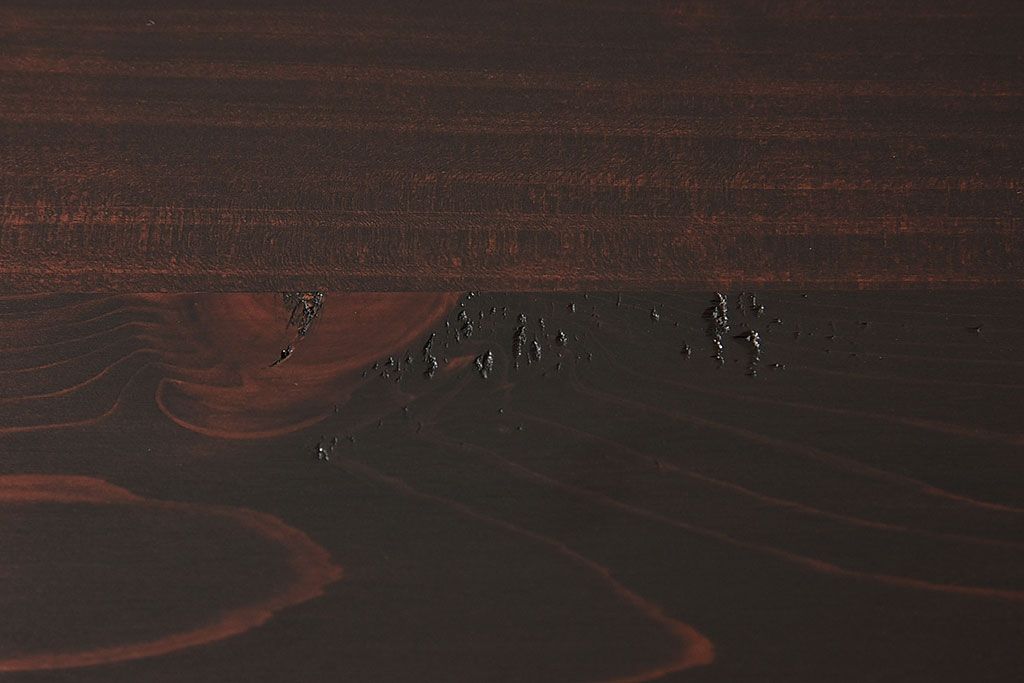 アンティーク家具　和製アンティーク　前面ケヤキ材　ツートンカラーがおしゃれなローチェスト(ローボード、箪笥、引き出し)