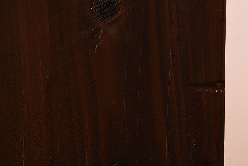 アンティーク家具　和製アンティーク　前面ケヤキ材　ツートンカラーがおしゃれなローチェスト(ローボード、箪笥、引き出し)