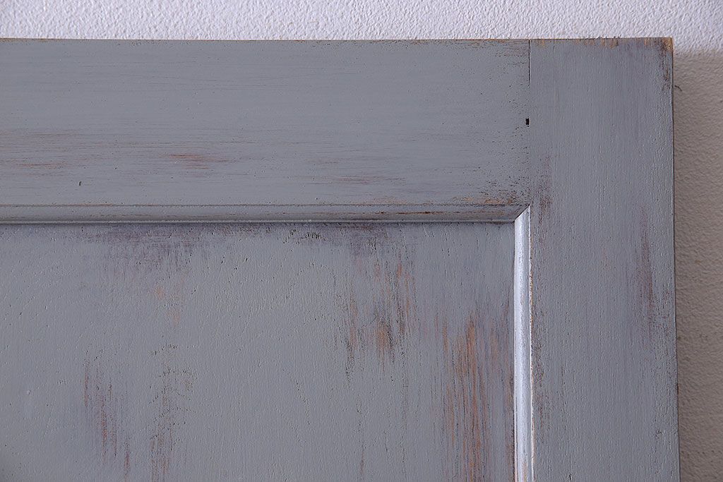 ビンテージ　ダイヤガラス入り!レトロな雰囲気漂うペイント引き戸(建具)