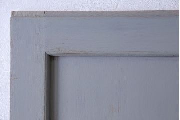 ビンテージ　ダイヤガラス入り!レトロな雰囲気漂うペイント引き戸(建具)