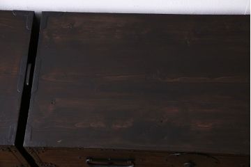アンティーク家具　明治期!立派な金具が目を惹くアンティークチェスト(時代箪笥、衣装箪笥、重ね箪笥)