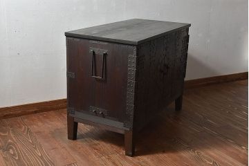 [A様ご成約済]　和製アンティーク　前面桐材　観音開き戸がおしゃれな脚付きローチェスト(衣装箪笥、引き出し、テレビボード)