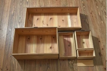 [A様ご成約済]　和製アンティーク　前面桐材　観音開き戸がおしゃれな脚付きローチェスト(衣装箪笥、引き出し、テレビボード)