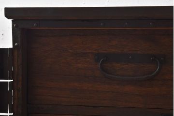 [A様ご成約済]　和製アンティーク　前面桐材　観音開き戸がおしゃれな脚付きローチェスト(衣装箪笥、引き出し、テレビボード)