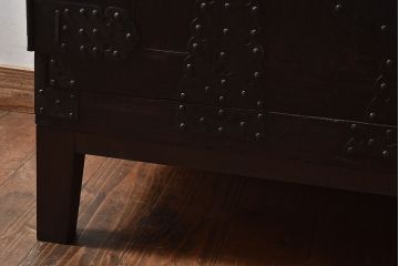 [A様ご成約済]　和製アンティーク　前面桐材　観音開き戸がおしゃれな脚付きローチェスト(衣装箪笥、引き出し、テレビボード)