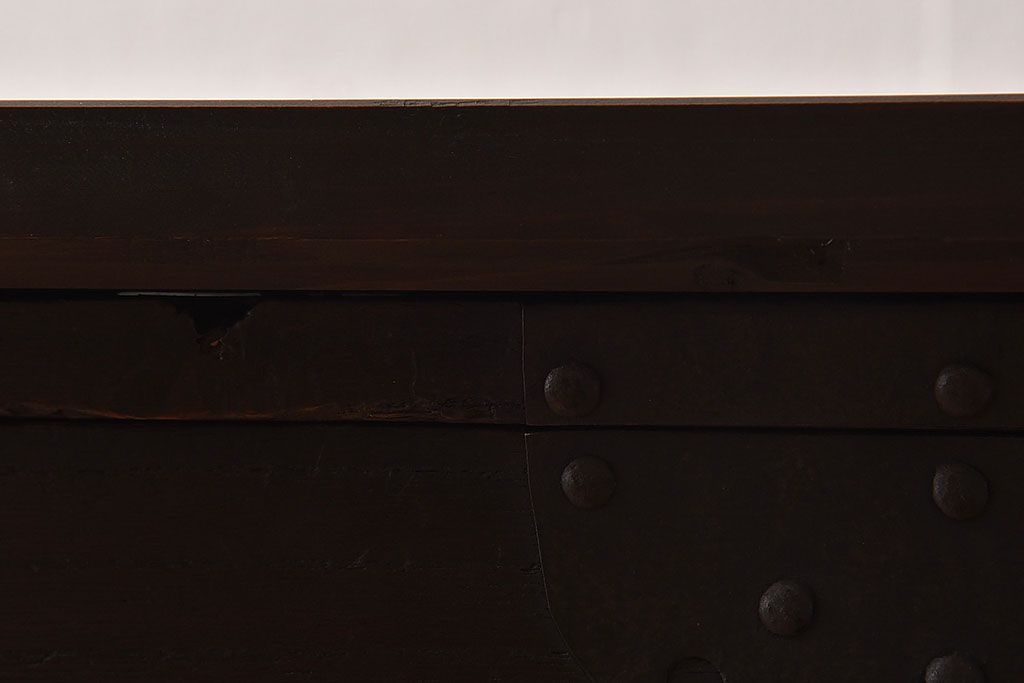 [A様ご成約済]　和製アンティーク　前面桐材　観音開き戸がおしゃれな脚付きローチェスト(衣装箪笥、引き出し、テレビボード)