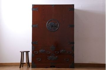 仙台箪笥　渡辺家具店　木地呂塗りの上品な衣装箪笥(チェスト、タンス)(定価120万)