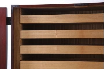 仙台箪笥　渡辺家具店　木地呂塗りの上品な衣装箪笥(チェスト、タンス)(定価120万)