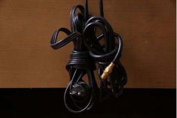 中古　ドレクセルヘリテイジ(DREXEL HERITAGE)　マホガニー材 高級感溢れるTVキャビネット