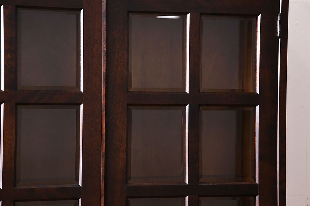 中古　美品　北海道民芸家具　落ち着いた色味のブックケース(本箱、収納棚、戸棚)(定価41万円)(1)